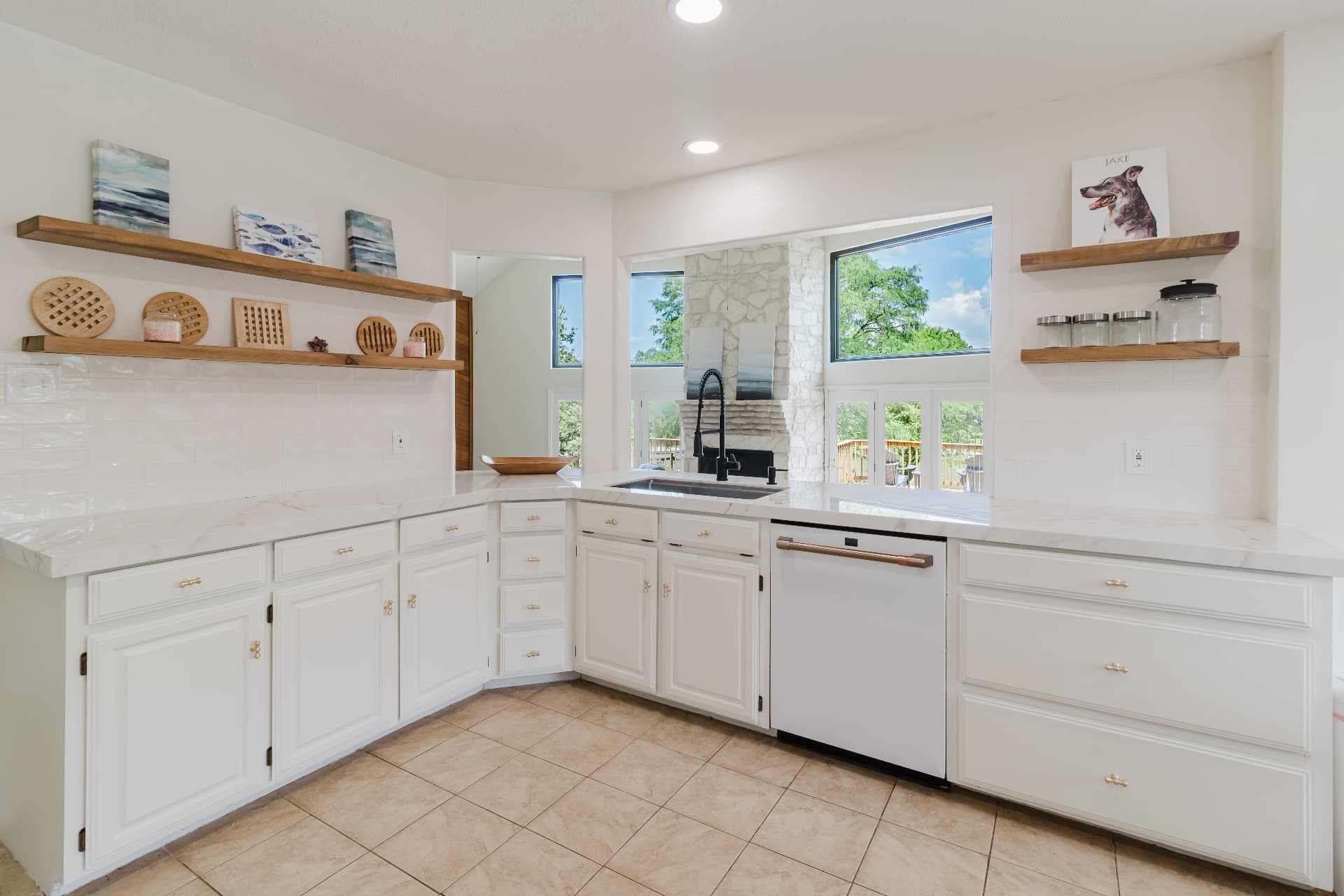 Coastal kitchen — Photography in Galveston, TX